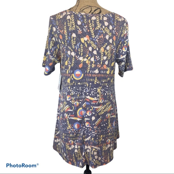 Lularoe Perfect T Geometric Print Size M NWT - Picture 2 of 8
